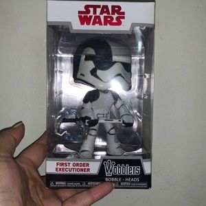 STAR WARS WOBBLERS